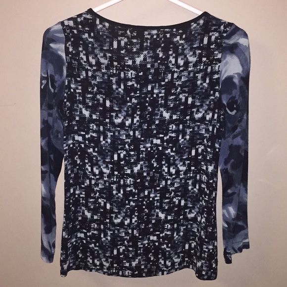 Patterned Blue Blouse by: Sandwich - Picture 2 of 7